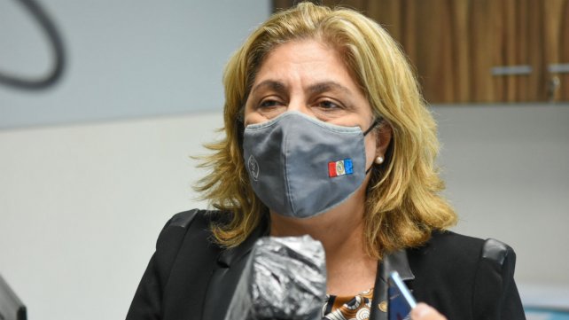 Santa Fe: Internaron a la ministra Martorano por una complicación en su cuadro de coronavirus