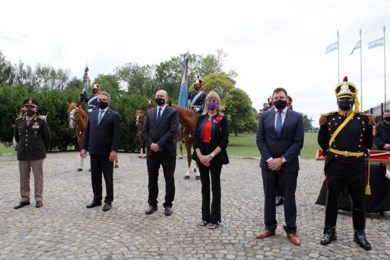 San Lorenzo conmemoró el 208º aniversario del histórico Combate de San Martín y sus Granaderos