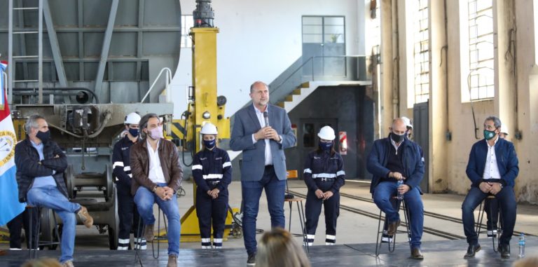 Perotti: La renovación del ferrocarril habla de un proyecto de desarrollo para el país muy diferente