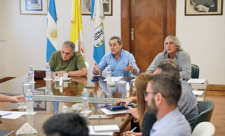 Los gremios del transporte avanzan en la redacción final del proyecto de Reparación Histórica